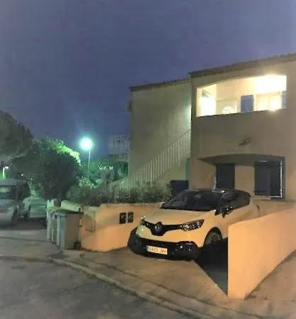La Largatera Apartment *